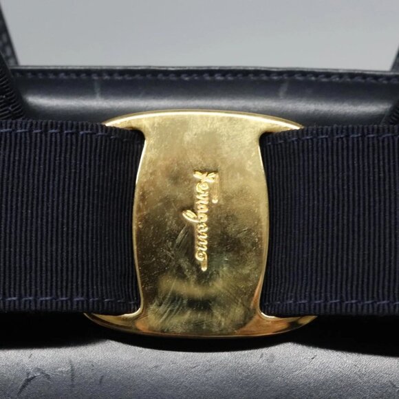 Salvatore Ferragamo Vala Hand Bag Leather 2way Navy Gold Auth - Picture 11 of 16